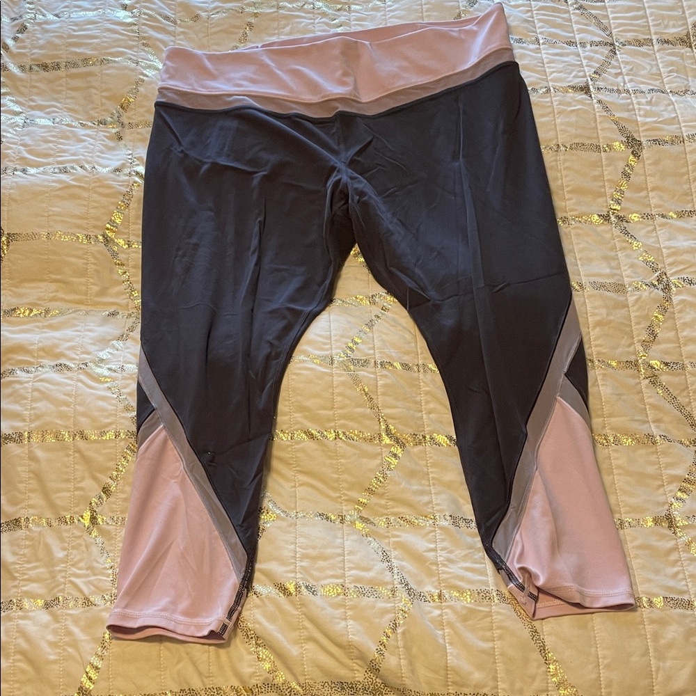 Women’s Athleta Leggings